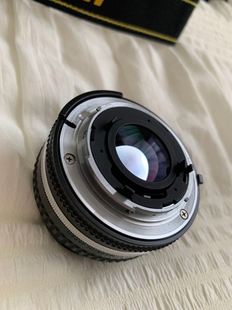 多言語対応D7100 18-105mm + Ai-S 50mm f 1.8