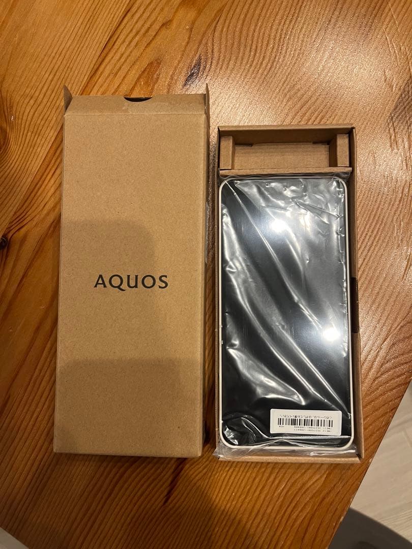 【新品未使用】AQUOS wish3 SH-M25 ホワイト SIMフリー