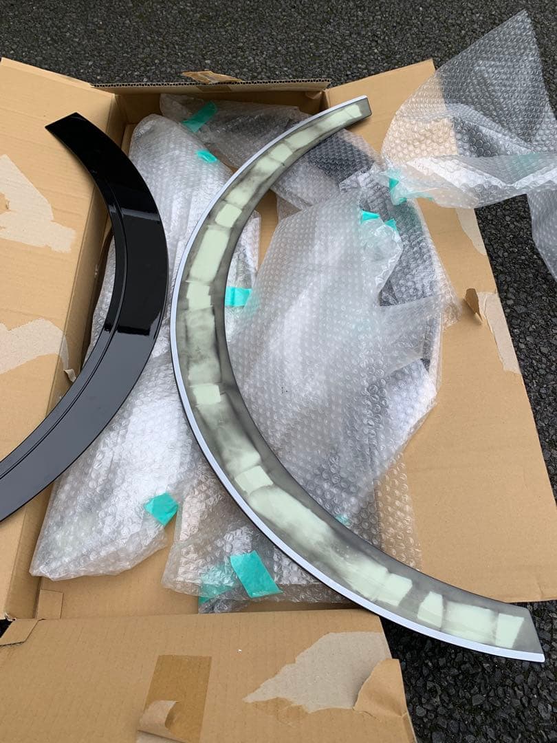 E26 キャラバン　オーバーフェンダー