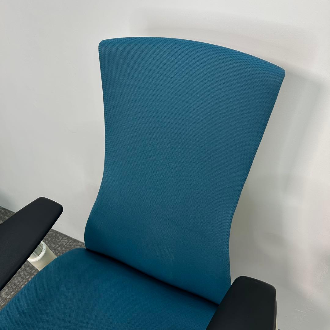 J エンボディチェア ハーマンミラー ホワイト Embody ブルー系