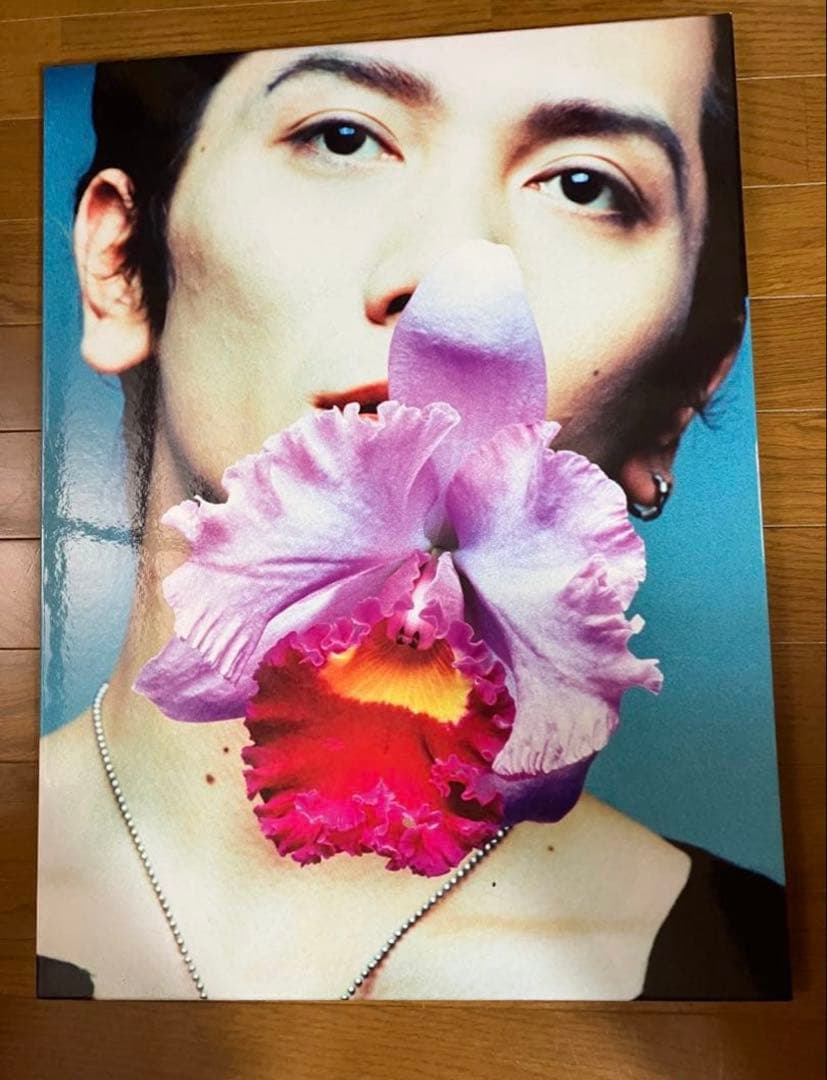 吉井和哉写真集　みつめあう2人　ロビン￼