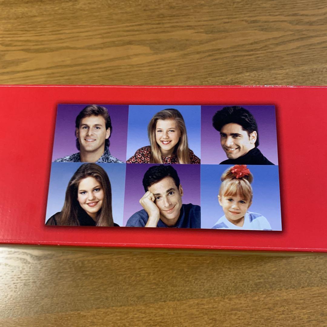 フルハウス シーズン1-8 コンプリートDVD-BOX〈初回限定生産・32枚組〉