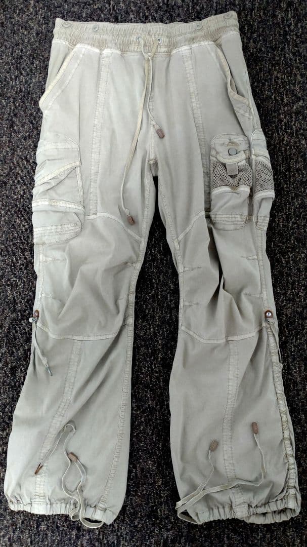 goa パラシュートカーゴパンツ