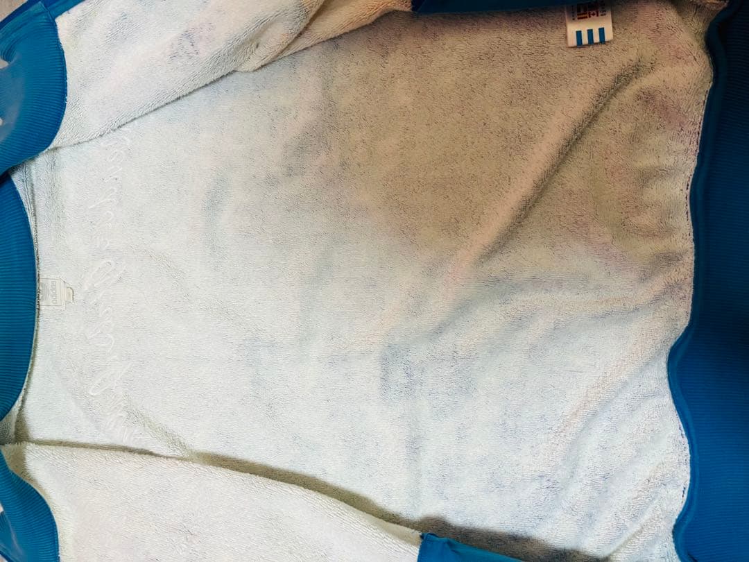 アディダス　カレンダーガール　トラックジャケット