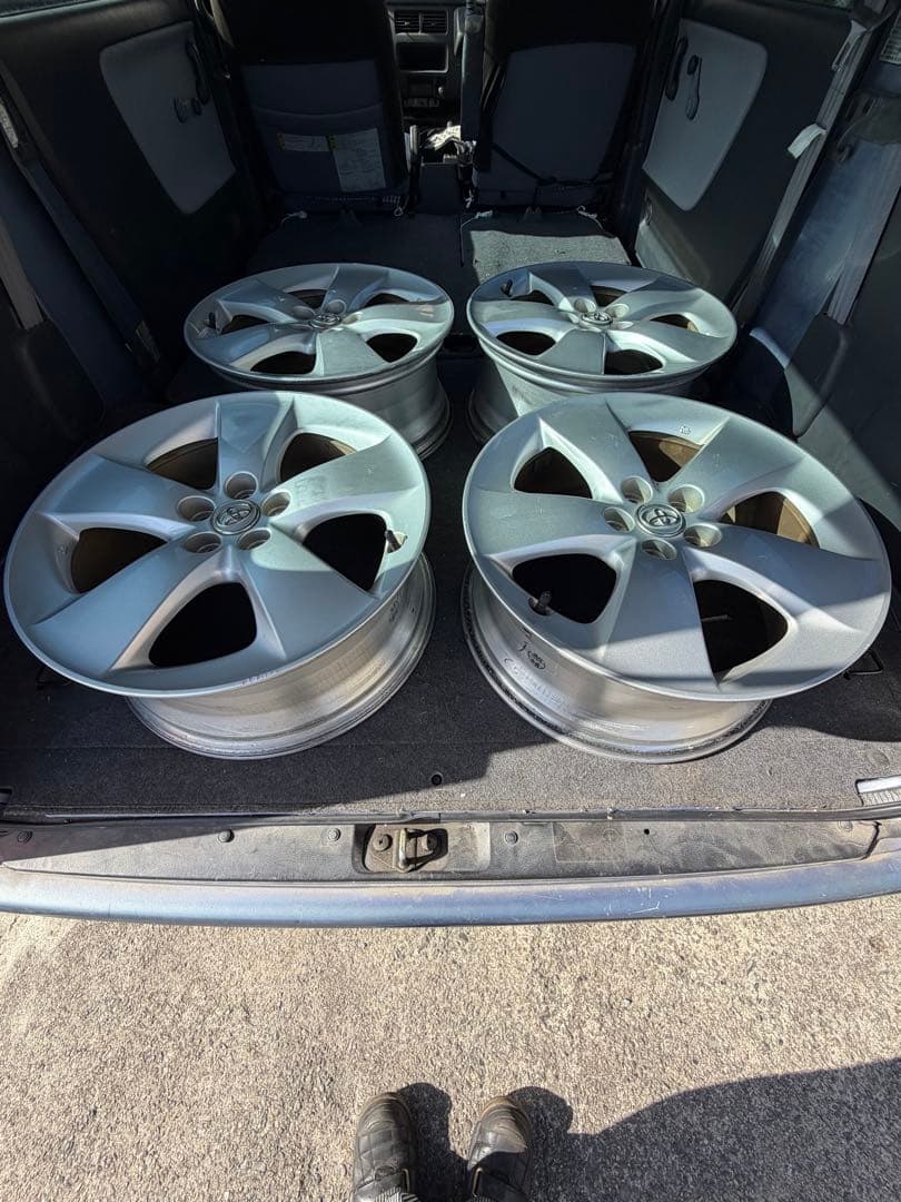 19　30プリウス純正１７インチホイール4本セット　ツーリング