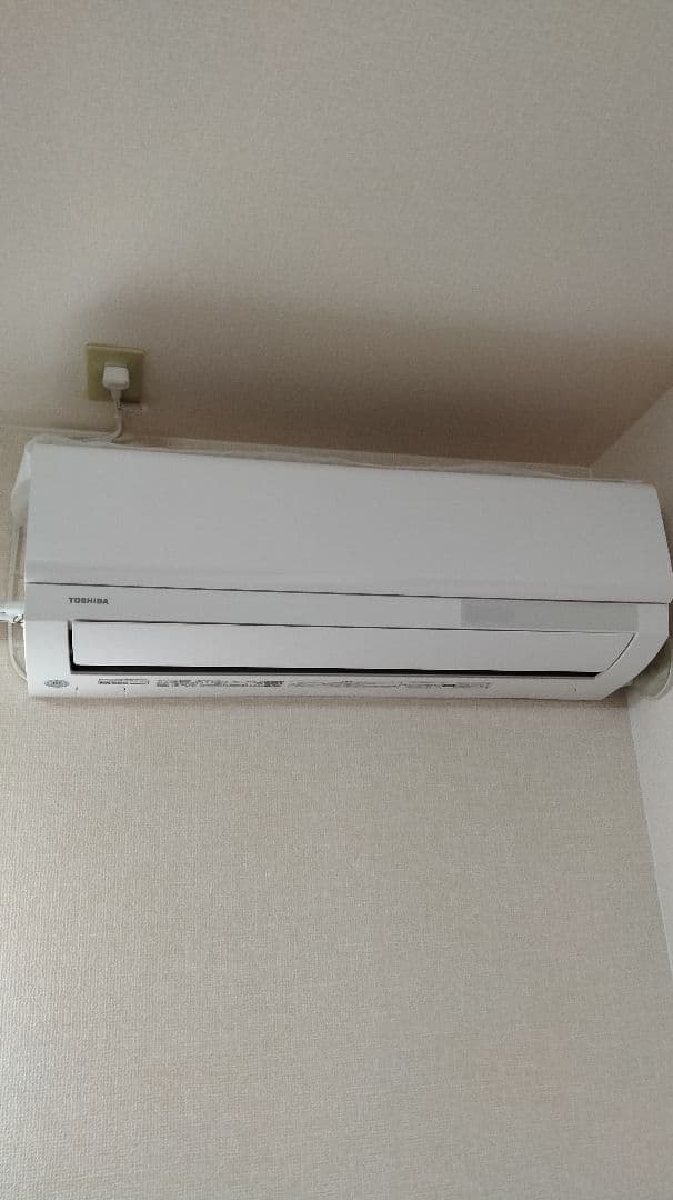 2021年モデル RAS-H221E9P エアコン本体