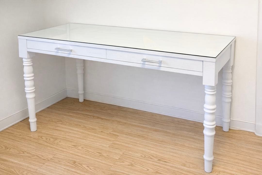 ホワイト木製デスク ガラス天板 アンティーク風　作業机