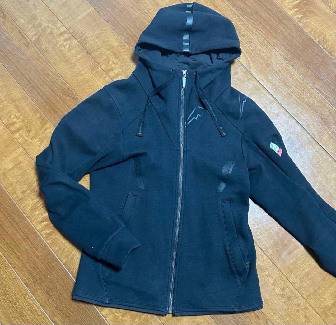 クシタニ　レブロフーディ　クシタニカフェ　メンズ　Mサイズ