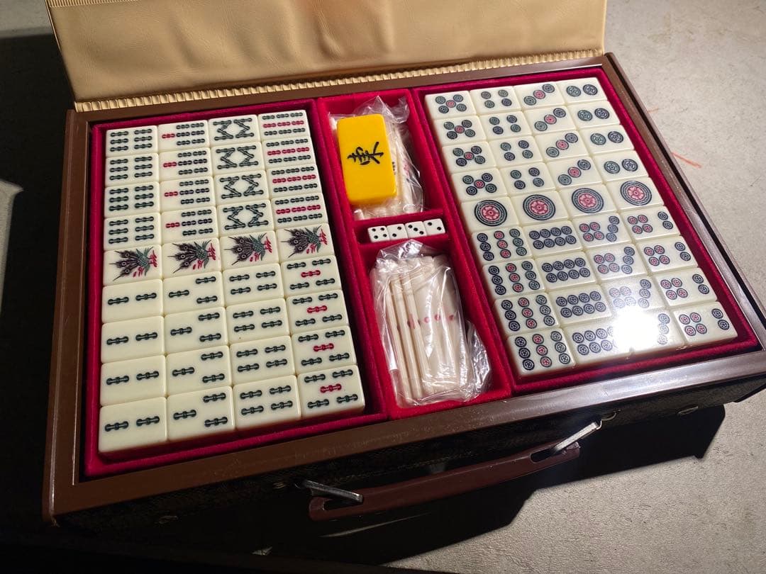 高級麻雀牌セット 新品　シュリンク付き