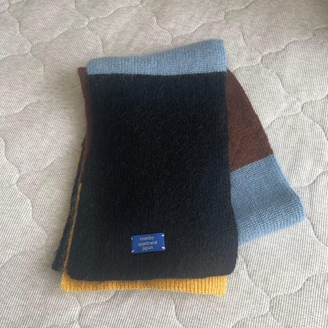 yurika akutsu マフラー 完売品