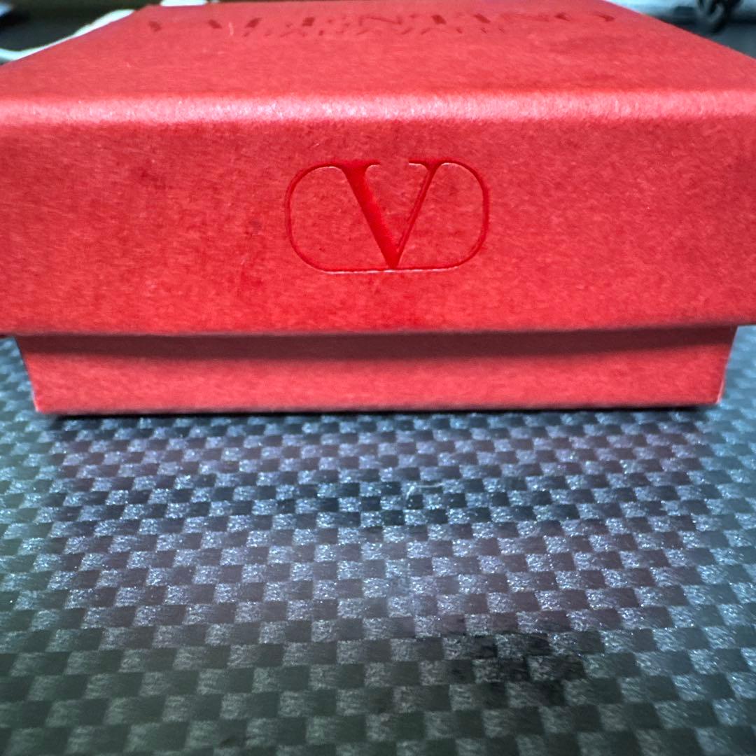 VALENTINO Vロゴ シグネチャー ヘアクリップ