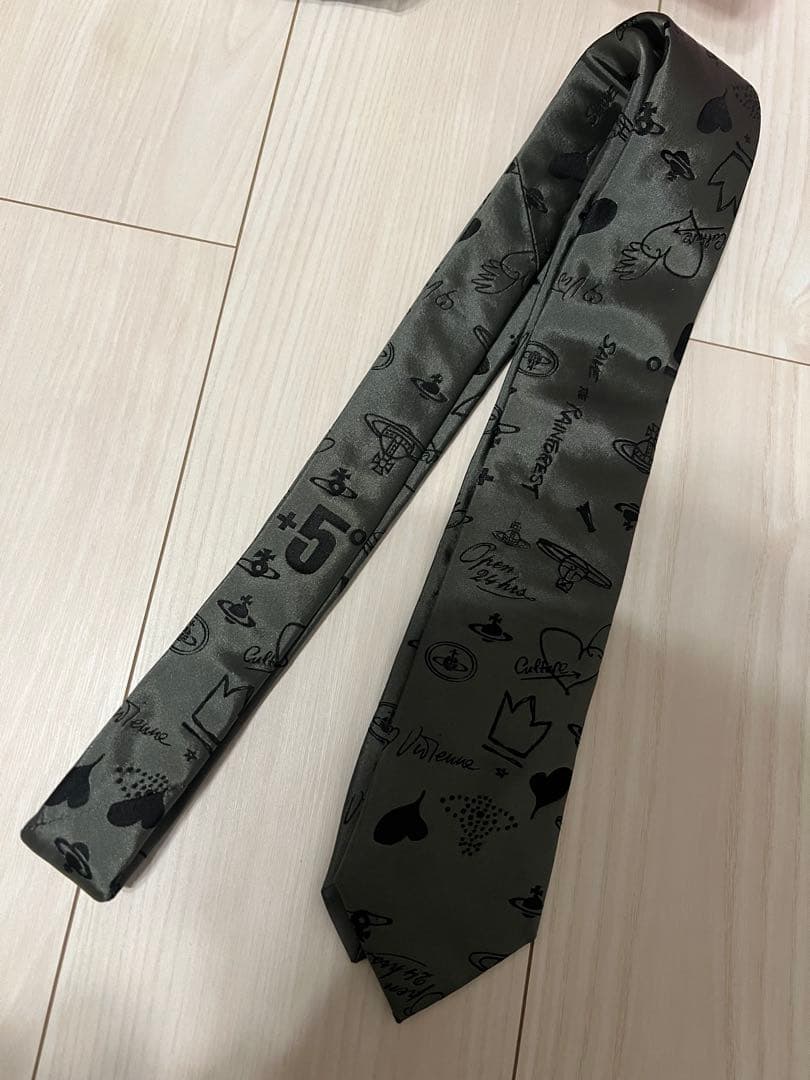 ヴィヴィアンウエストウッド　ネクタイ