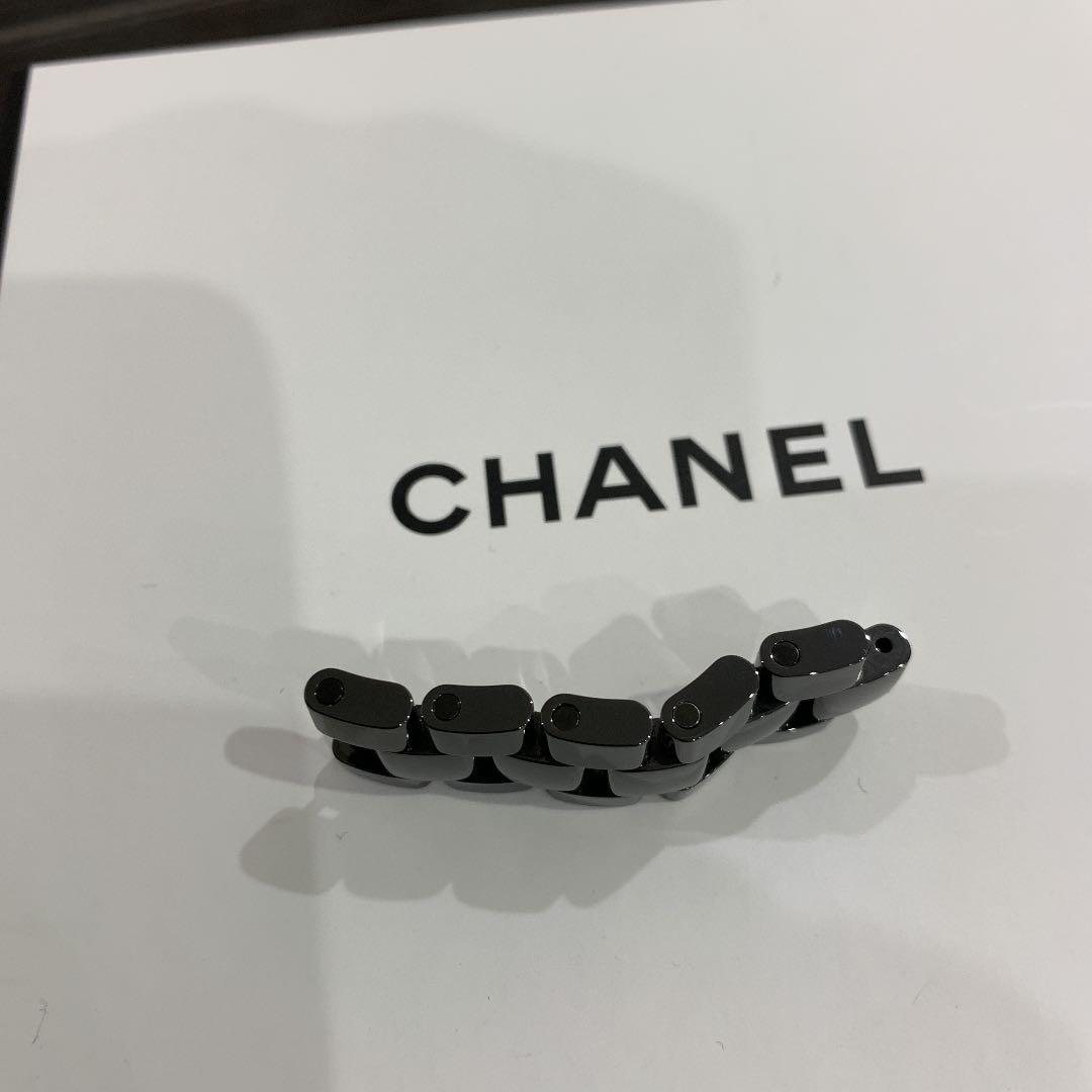 CHANEL J12 41ミリ　コマ