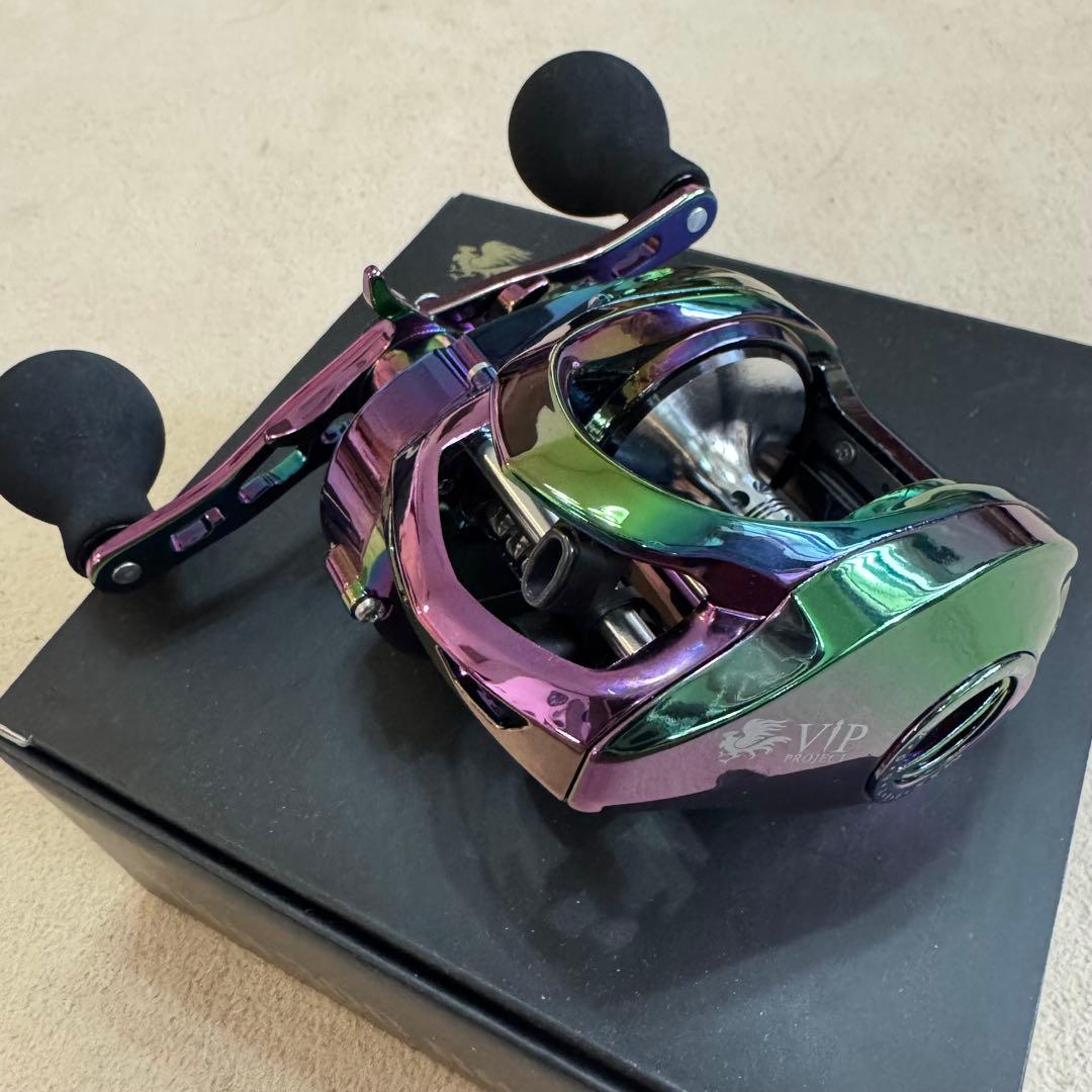 【新品未使用】VIPプロジェクト YUJI 300 RB ベイトリール