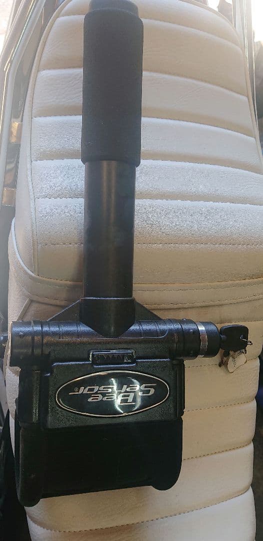 自動車 防犯対策 アラーム付ハンドルロック 加藤電機 ハイエース ランクル