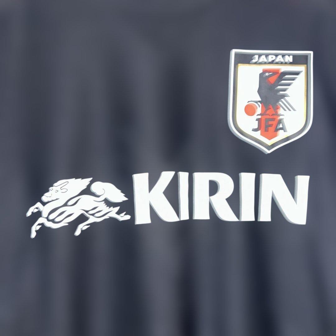 サッカー 日本代表 プロ トレーニングジャージー シャツ　Mサイズ