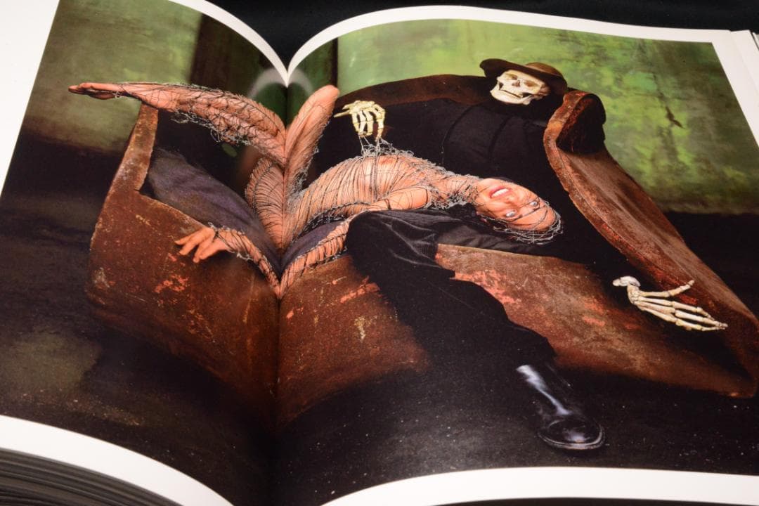 【Avedon Fashion 1944-2000】Richard Avedon