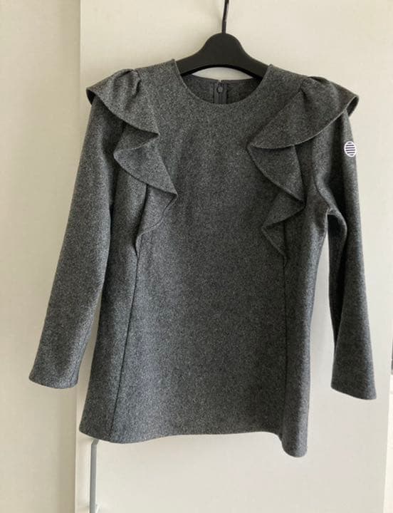 ウール　フリル　トップス