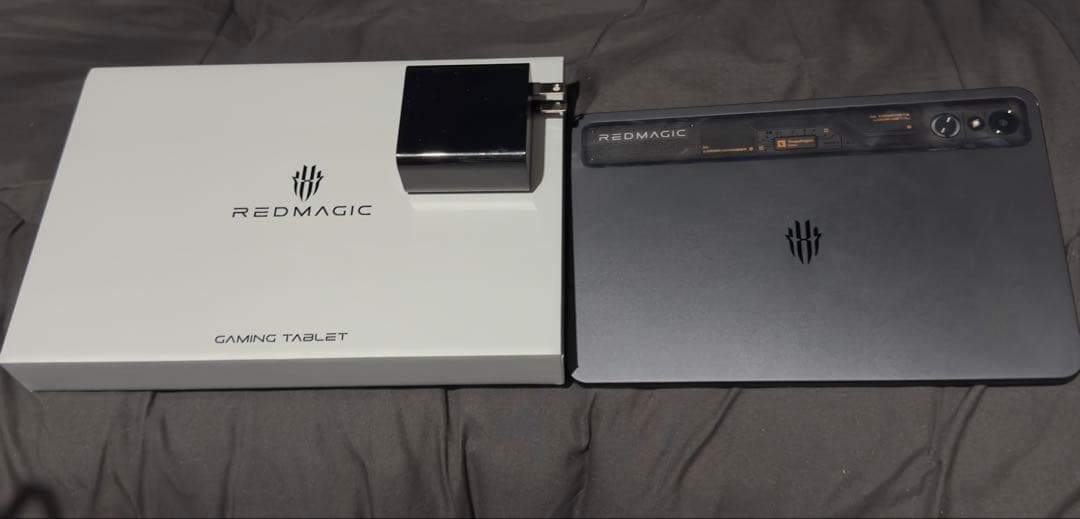 REDMAGIC Astra 256GB 、80W GaN高速充電器付き