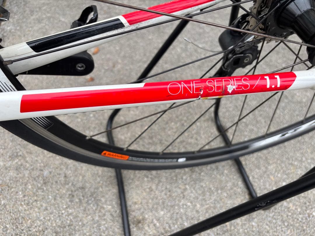 Trek 1.1 2014-16モデル　ロードバイク本体 54