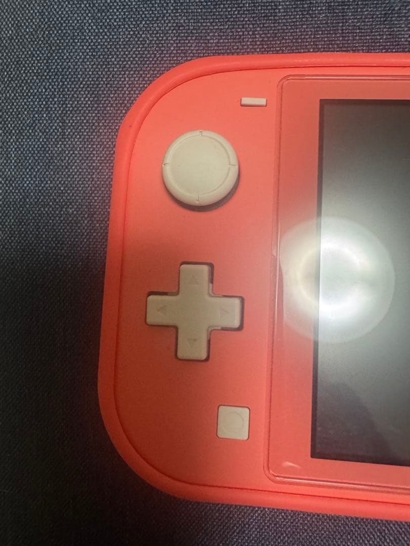 Nintendo Switch Lite (コーラル)