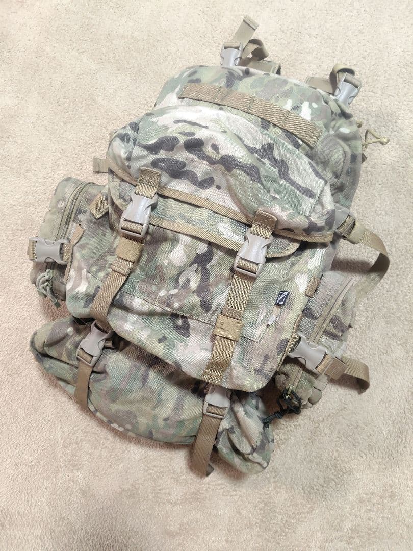 J-TECH　MOLLE2 　バックパック　マルチカム