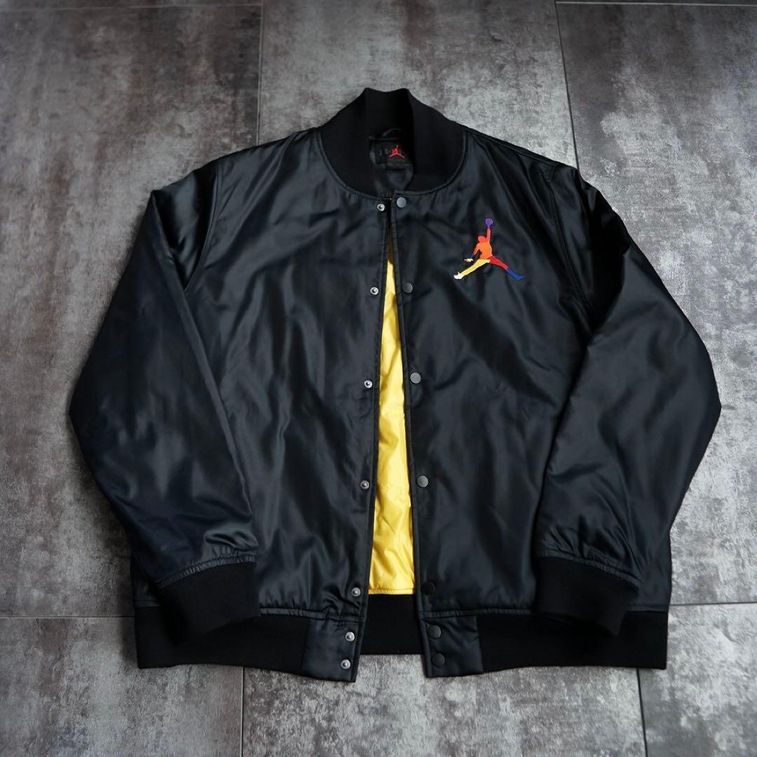 JORDAN スタジャン 中綿入 刺繍デザイン　ブラック