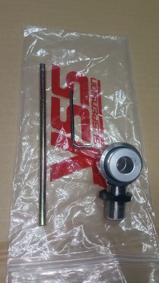  R18／YSS製リヤサスペンション／純正仕様