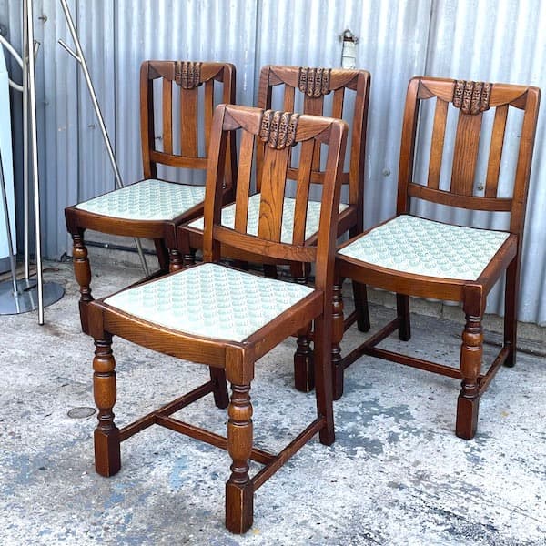 送料別　アンティーク　ダイニングチェア4脚セット　オーク材　ファブリック
