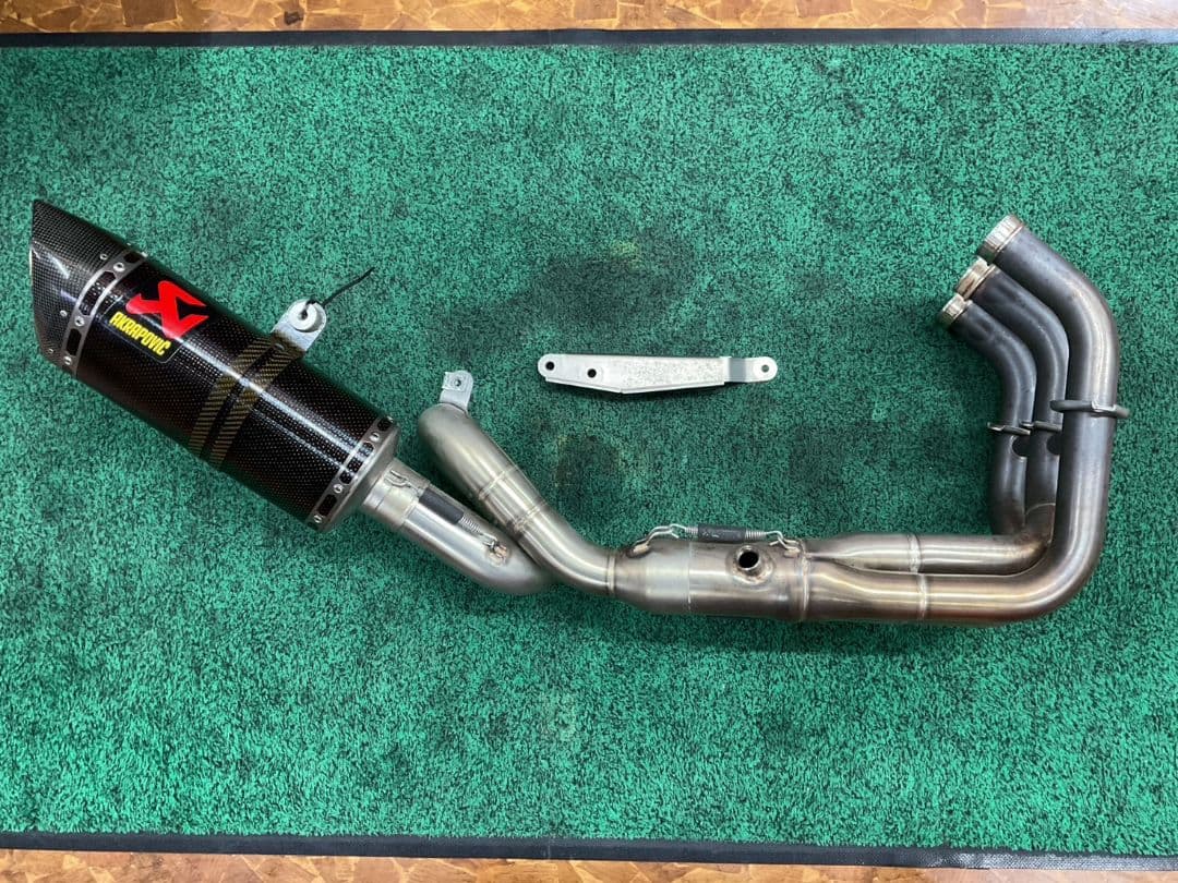 ＭＴ０９ ＸＳＲ９００ アクラポビッチ フルエキ レーシングライン