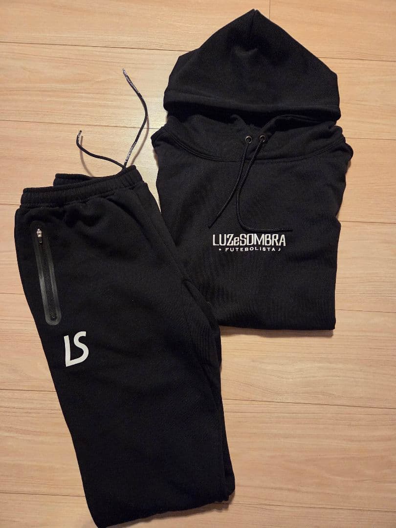 Luz e Sombra フーディーとパンツセット　S