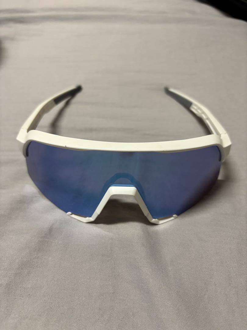 じ*ん様 ワンハンドレッド　100％　サングラス