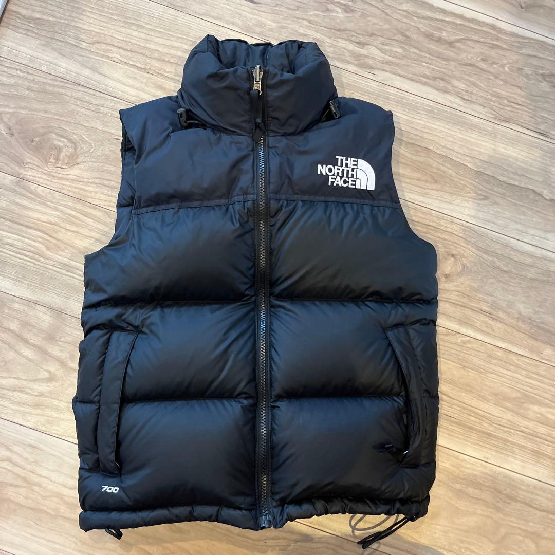 ノースフェイス　ダウンベスト（黒）レディース