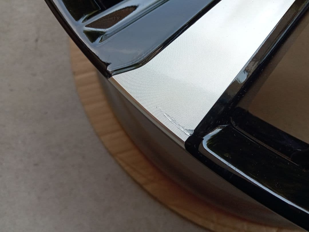 クラウンクロスオーバー純正ホイール　１本