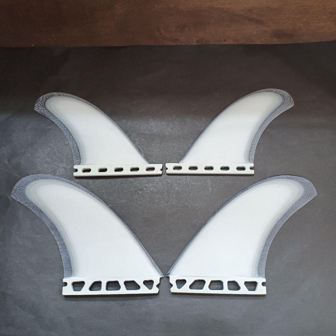 クワッドフィン　フューチャーフィン対応　キャプテンフィン系　ＶＯＬＡＮクロス系