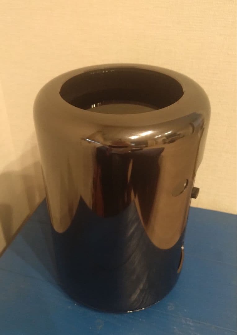 Mac Pro (Late 2013) 6コア/メモリ32GB/250GB