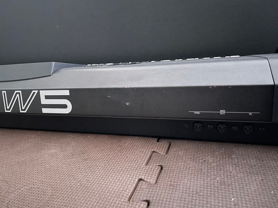 YAMAHA シンセサイザー W5 76鍵盤 ハードケース鍵付
