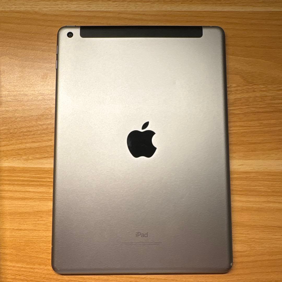 【純正】iPad 第6世代　シルバー　32GB