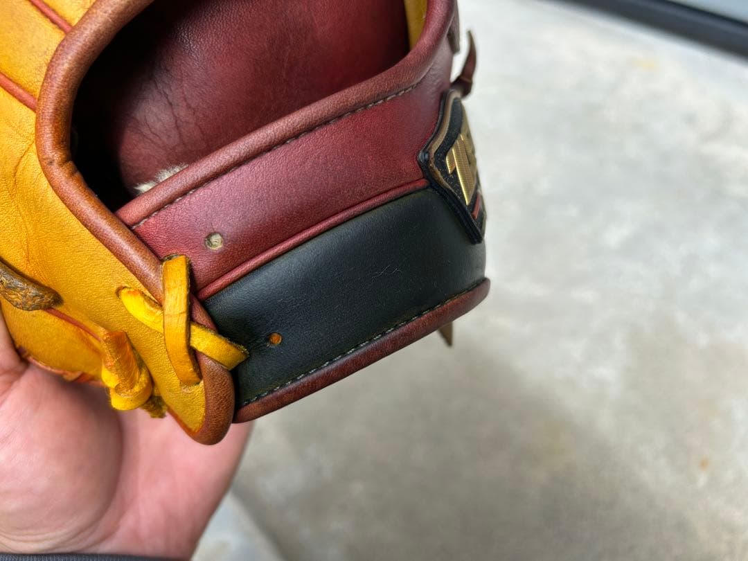 ★ZETT プロステイタス　軟式　内野手★