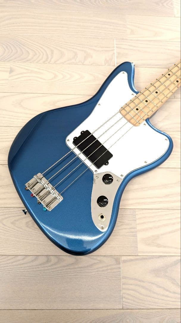 試奏のみ！　Squier jaguar bass　エレキベース　fender
