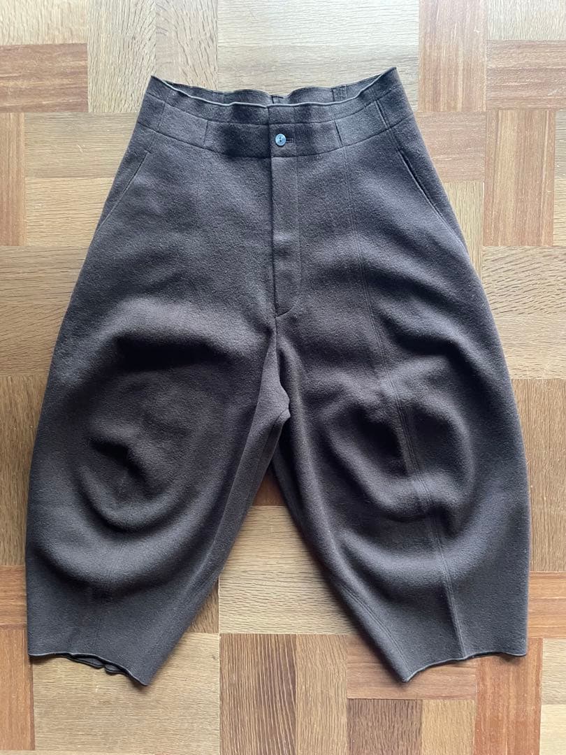 ヨーガンレール　7部丈バルーンパンツ