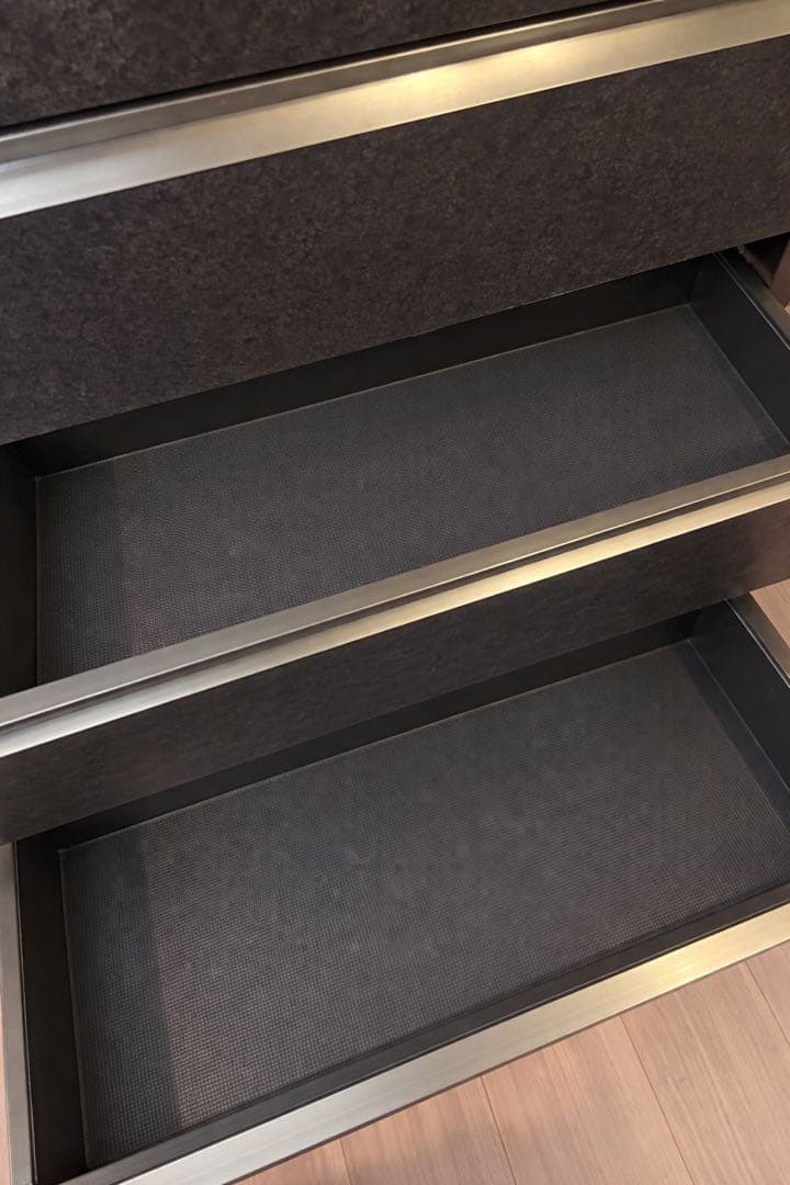 ニトリ　食器棚　ブラック