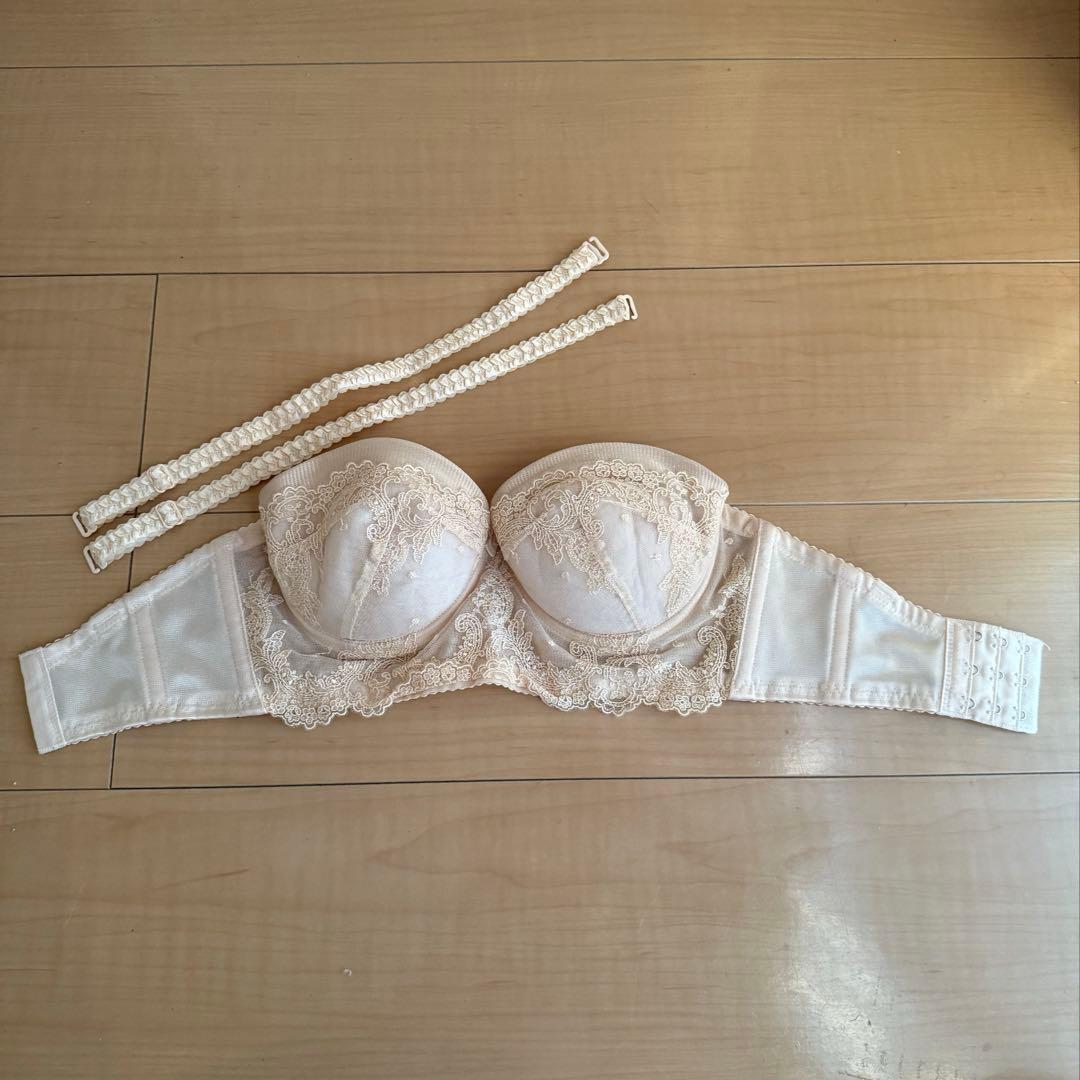 フォーシスアンドカンパニー　ブライダルインナーセット　D65