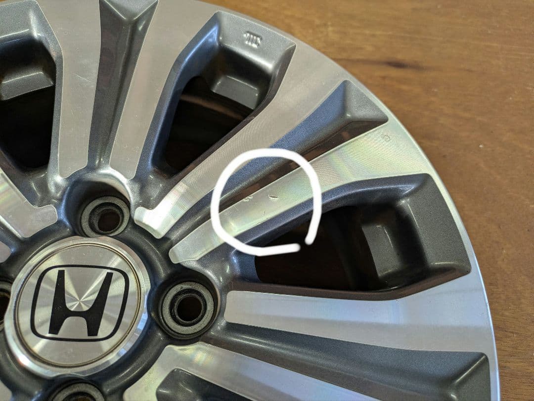 フリードスパイクGB３　アルミホイール 15インチその１