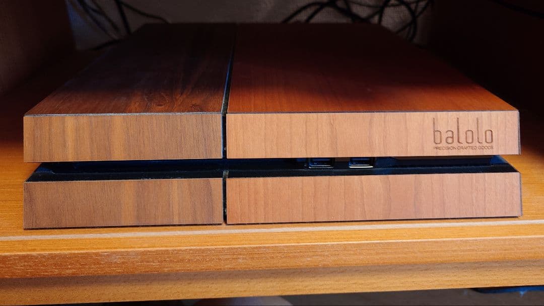 PS4 本体 初期型 チェリー木製カバー付き