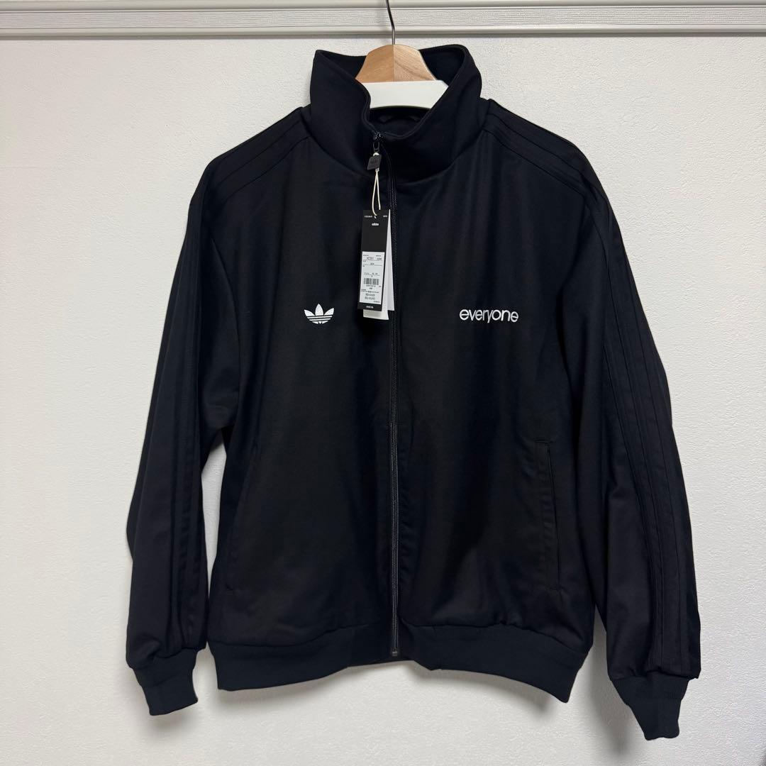 everyone adidas セットアップ　上XLと下M