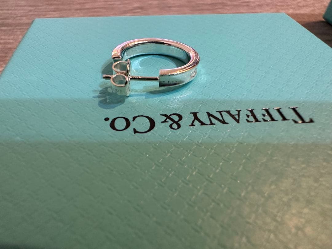 【新品】Tiffany & Co. シルバー フープピアス