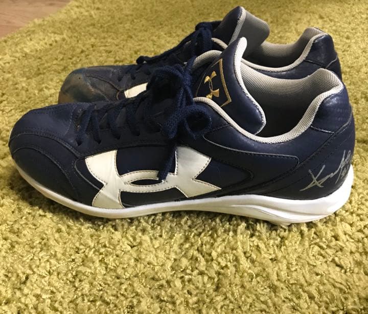 アンダーアーマー　スパイク　オリックスバファローズ金子千尋　実使用直筆サイン入り