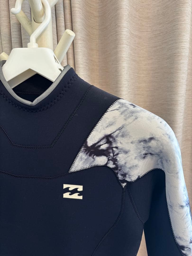 Billabong ロンスプMサイズ ブラック/ホワイト