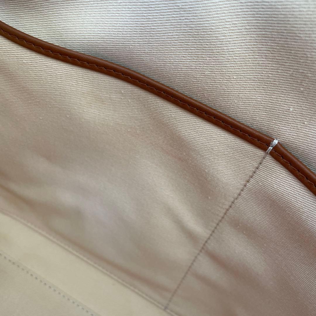 ヴァレンティノ ロックスタッズ 付き かごバッグ